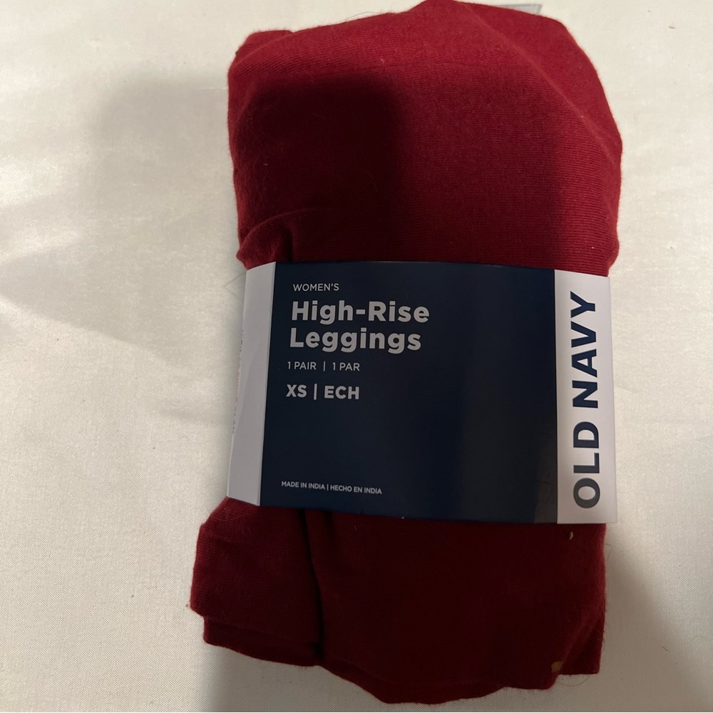 Women’s red high rise leggings